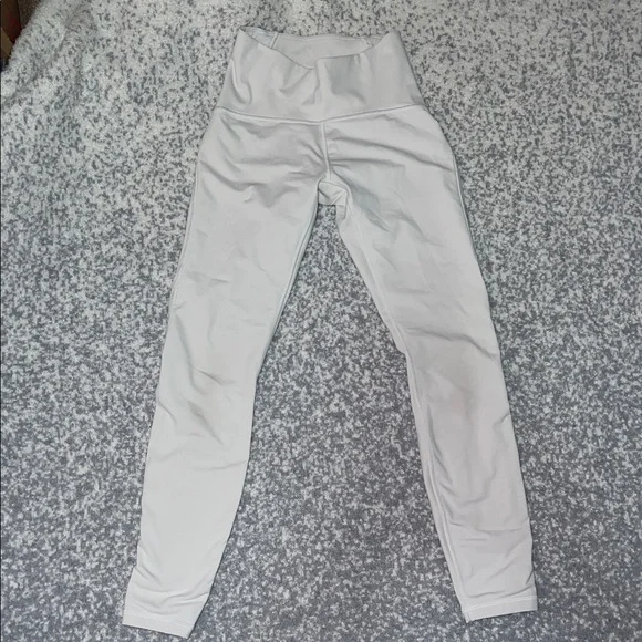 Lululemon High-Waisted White with mesh details Leggings Size 4 - Picture 8 of 10